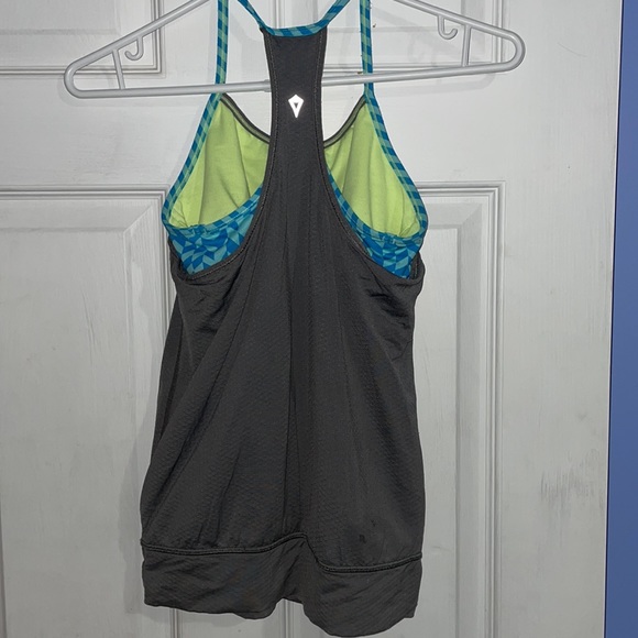 Ivviva tank - Picture 2 of 2